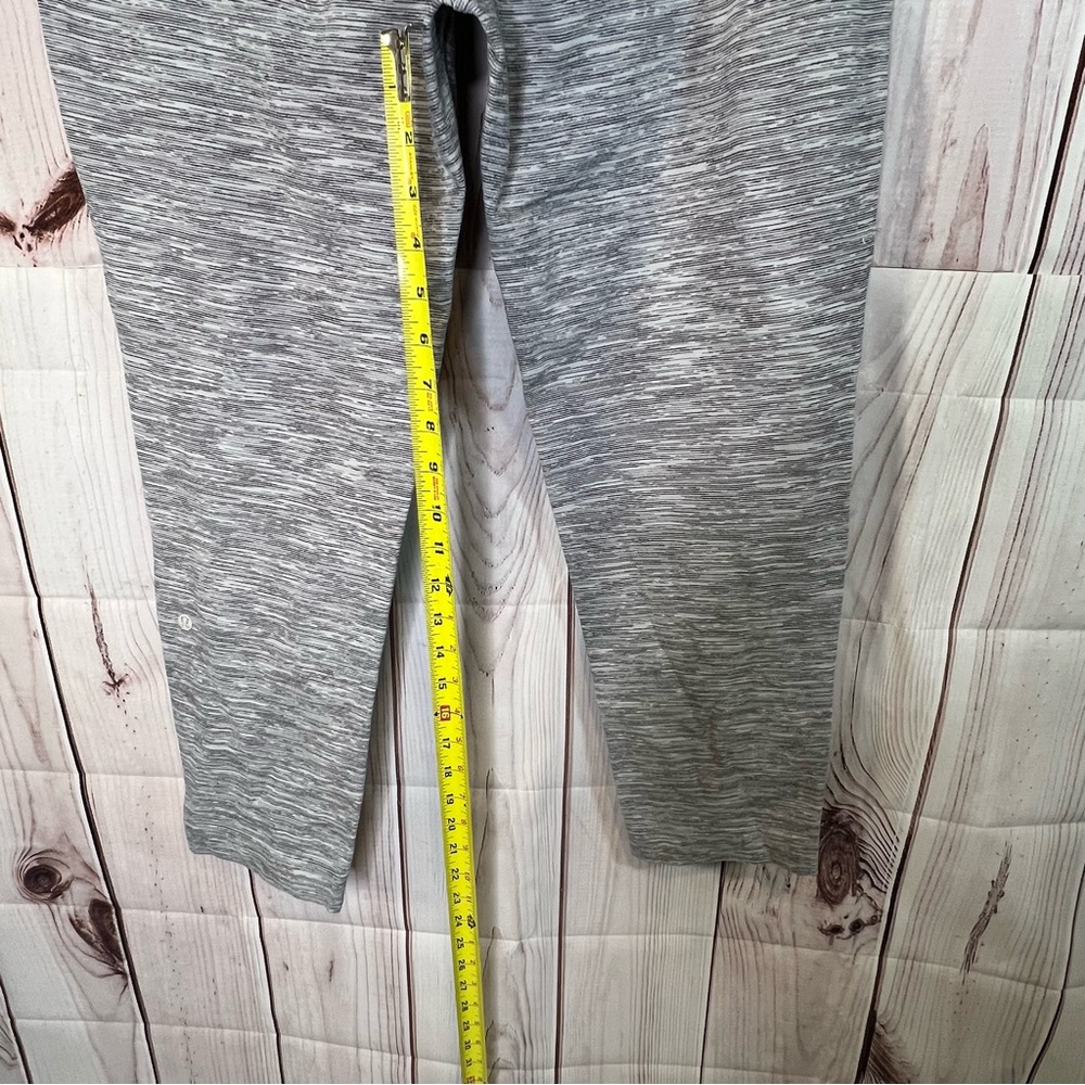 Lululemon Athletica Jet Crop Pants - Picture 7 of 7